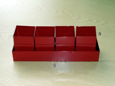 Bandeja Rectangular con Bases Cuadradas Electropintadas - Códigos 4430, 4351 - Artesanía Decorativa Matilde Lira