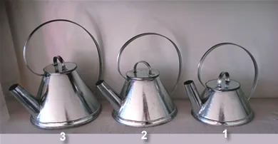 Teteras Tradicionales en Latón (22, 26 y 30 cm) - Códigos 1122 L, 1124 L, 1125 L - Artesanía Decorativa Matilde Lira